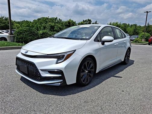 2024 Toyota Corolla Hybrid SE