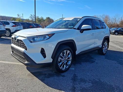 2021 Toyota RAV4 XLE Premium