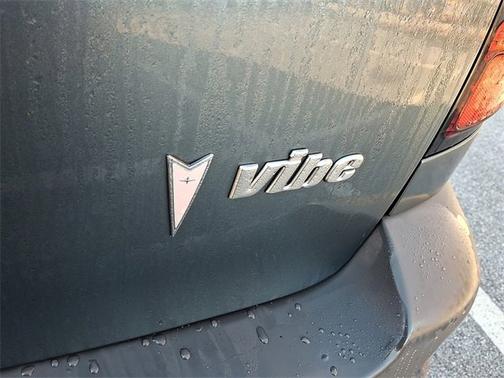 2007 Pontiac Vibe 