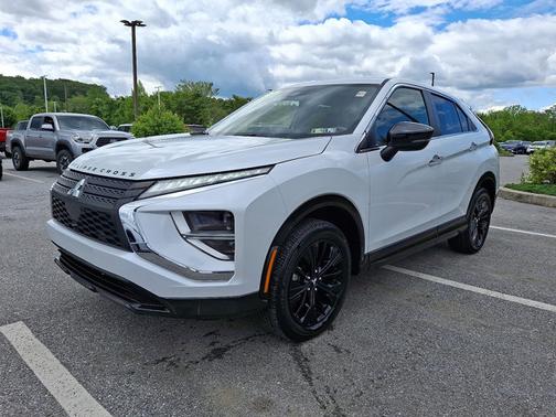 2022 Mitsubishi Eclipse Cross LE