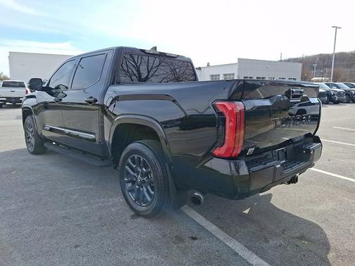 2025 Toyota Tundra Platinum