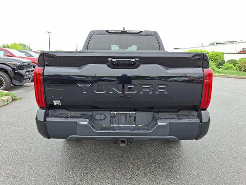 2022 Toyota Tundra SR5