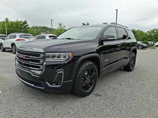 2023 GMC Acadia AT4