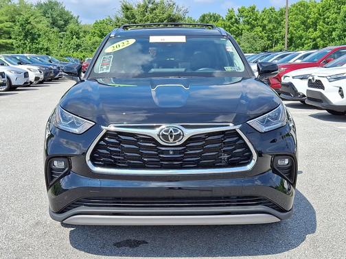 2022 Toyota Highlander Platinum