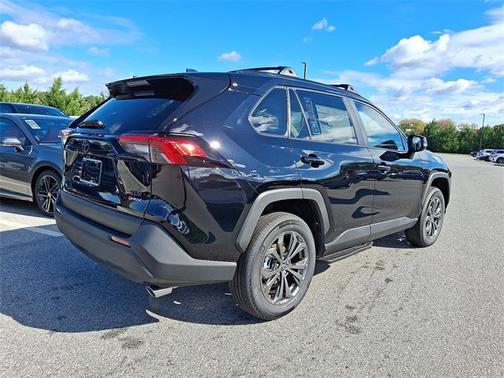 2025 Toyota RAV4 Hybrid XLE Premium