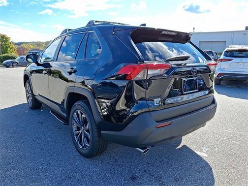 2025 Toyota RAV4 Hybrid XLE Premium
