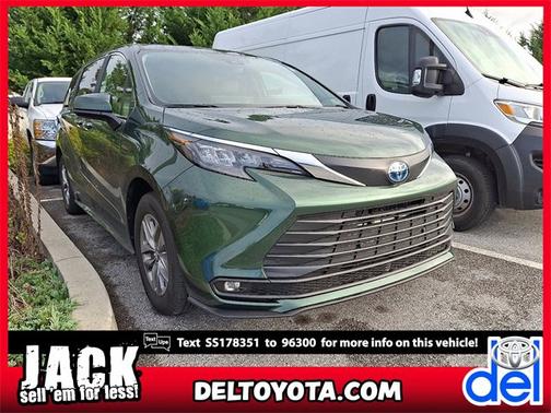 2025 Toyota Sienna XLE