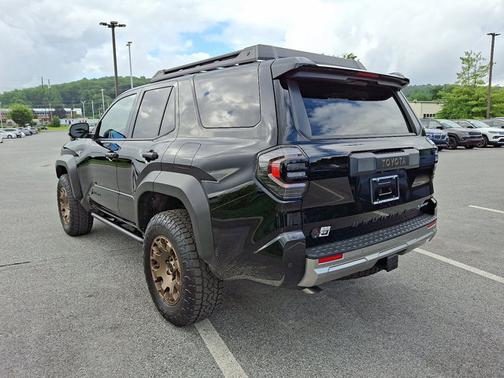 2025 Toyota 4Runner TRD Off Road