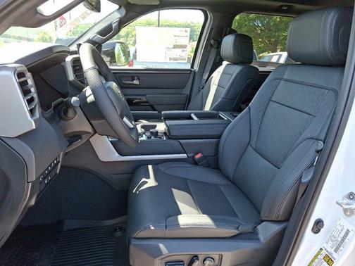 2025 Toyota Tundra Limited Hybrid
