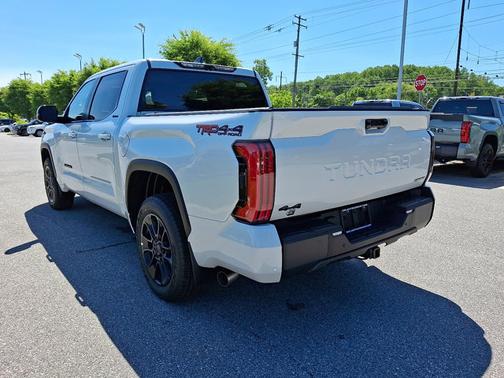 2025 Toyota Tundra Limited Hybrid