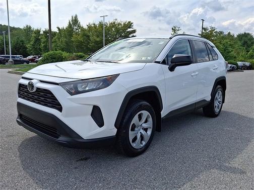 2020 Toyota RAV4 LE
