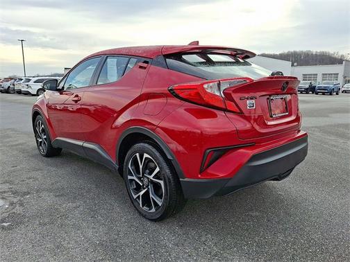 2021 Toyota C-HR XLE