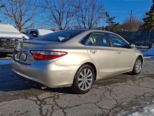 2015 Toyota Camry Hybrid XLE