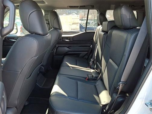 2026 Toyota Land Cruiser 