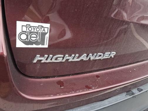 Ooh La La Rouge Mica 2018 Toyota Highlander Limited