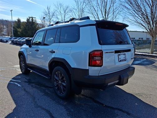 2026 Toyota Land Cruiser 