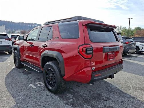 2025 Toyota 4Runner TRD Off Road