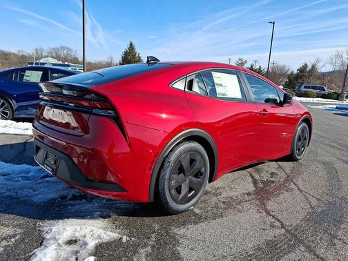 2026 Toyota Prius LE