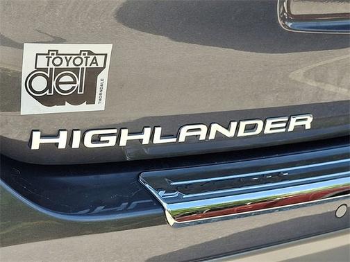 2023 Toyota Highlander Platinum