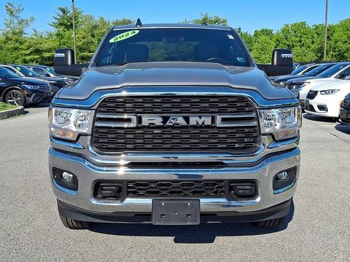 Billet Silver Metallic Clearcoat 2024 RAM 2500 Big Horn
