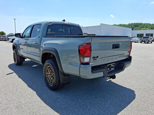 2023 Toyota Tacoma SR5