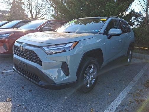 2023 Toyota RAV4 XLE