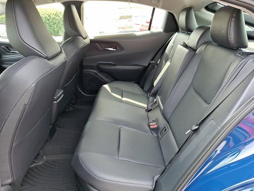 2025 Toyota Prius XLE
