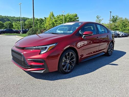Ruby Flare Pearl 2023 Toyota Corolla SE