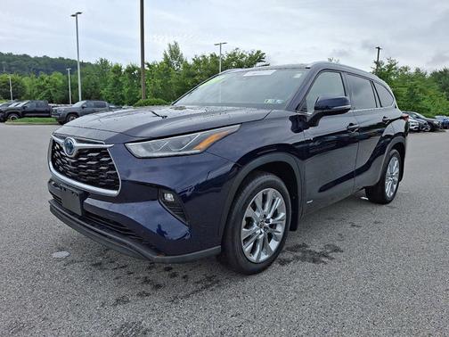 2022 Toyota Highlander Hybrid Limited
