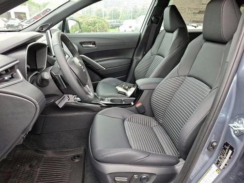 2025 Toyota Corolla Cross Hybrid XSE