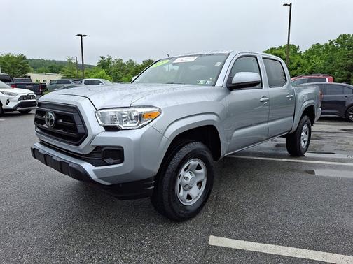 2022 Toyota Tacoma SR