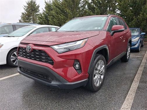 2025 Toyota RAV4 XLE Premium