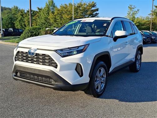 2024 Toyota RAV4 Hybrid XLE