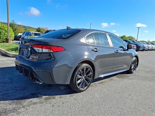 2024 Toyota Corolla Hybrid SE