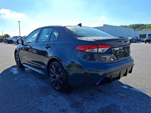 2024 Toyota Corolla Hybrid SE