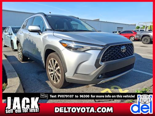 Sonic Silver   D10 2023 Toyota Corolla Cross XLE