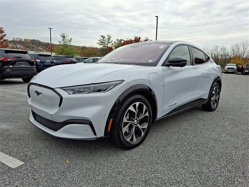 2021 Ford Mustang Mach-E Premium