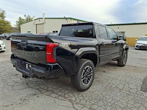 2025 Toyota Tacoma TRD Sport