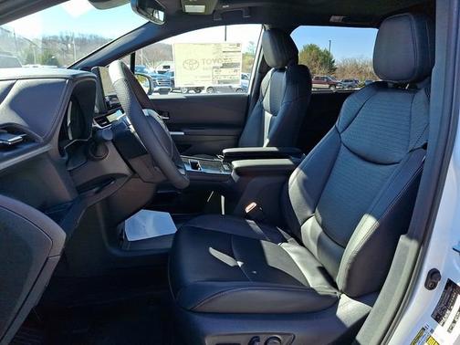 2026 Toyota Sienna Woodland Edition