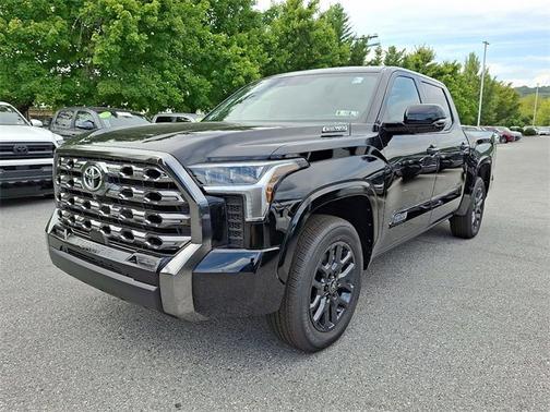 2025 Toyota Tundra Platinum Hybrid