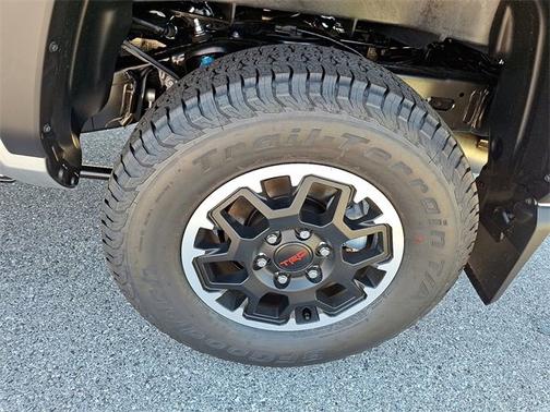 2025 Toyota Tacoma TRD Off Road