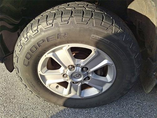 2014 Toyota Tundra SR5