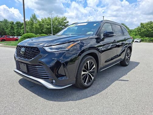 2022 Toyota Highlander XSE