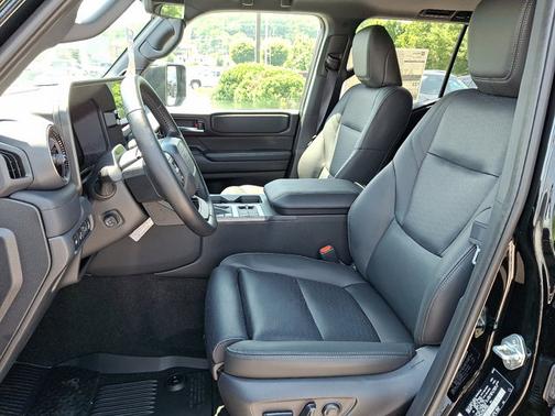 2025 Toyota Land Cruiser