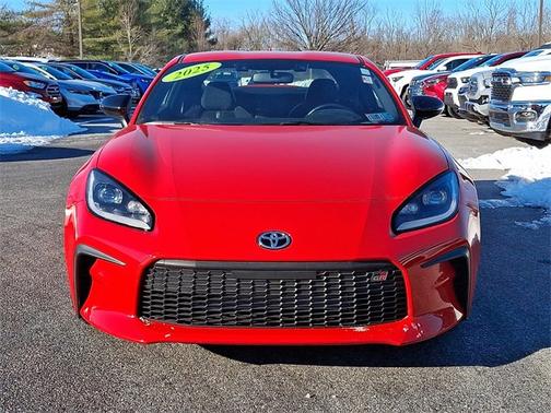 2025 Toyota GR86 Premium