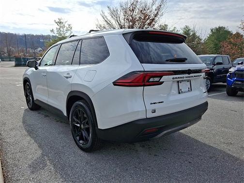 2026 Toyota Grand Highlander Hybrid Limited