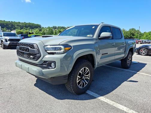 2023 Toyota Tacoma TRD Sport