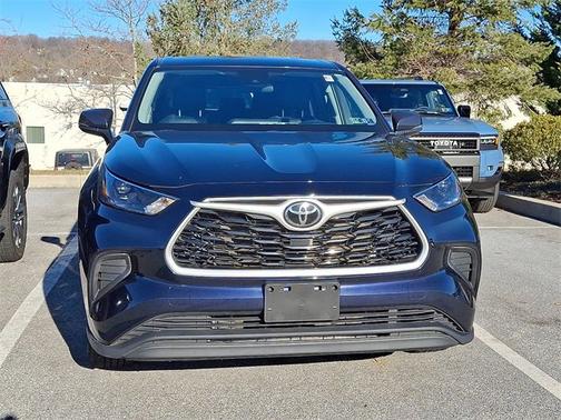 2022 Toyota Highlander L