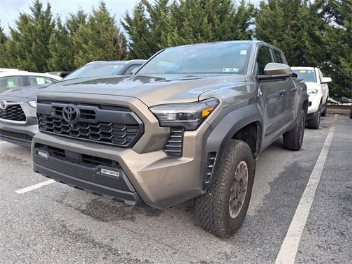 2024 Toyota Tacoma TRD Off Road