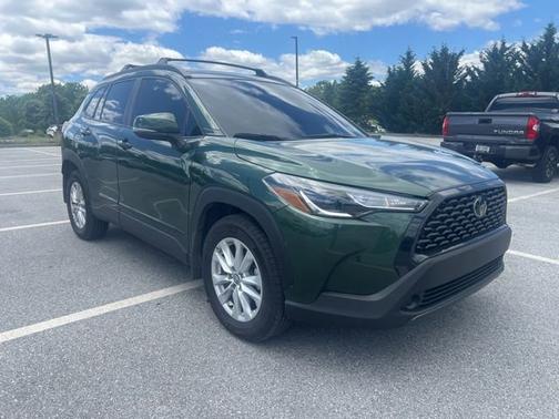 Cypress 2024 Toyota Corolla Cross LE